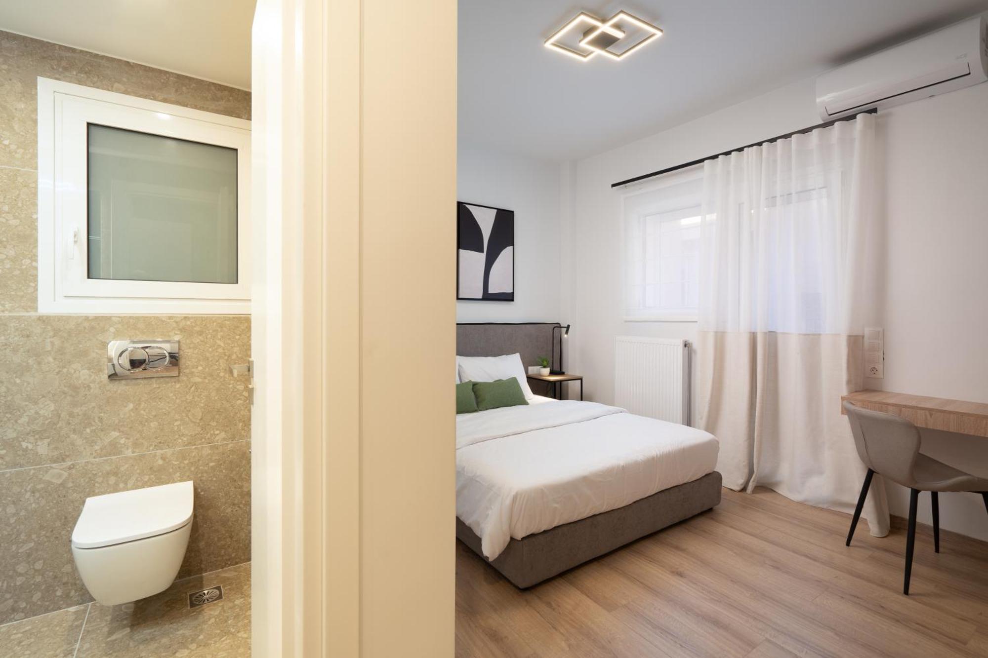 Luxury Apartment Next To The National Museum Athens Exterior photo